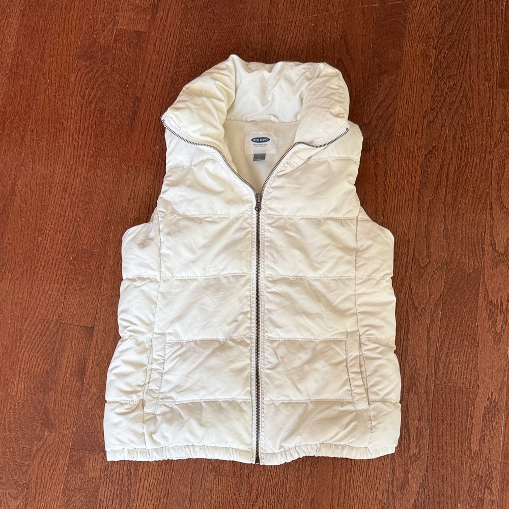 Old Navy Women's White Quilted Vest
